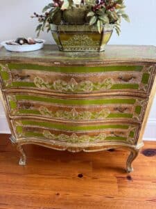 15-florentine-style-chest