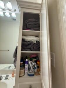 23-bathroom-closet-view