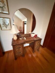 Antique-Vanity-Desk