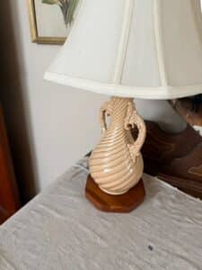 Ceramic-Urn-Lamp