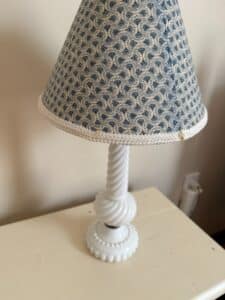 Milk-Glass-Lamp