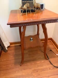 Oak-Parlor-Table