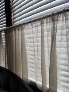 Sheer-Cafe-Curtain