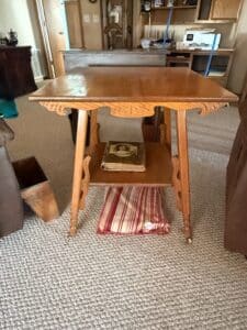 Antique-Oak-Parlor-Table-with-Split-Top-and-Carved-Apron