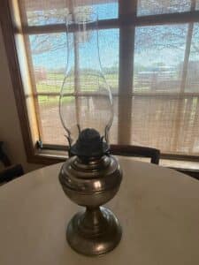 Antique-Rayo-Brass-Oil-Lamp-with-Glass-Chimney