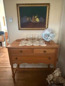 Vintage-Glass-Punch-Bowl-with-Cups-and-Etagere