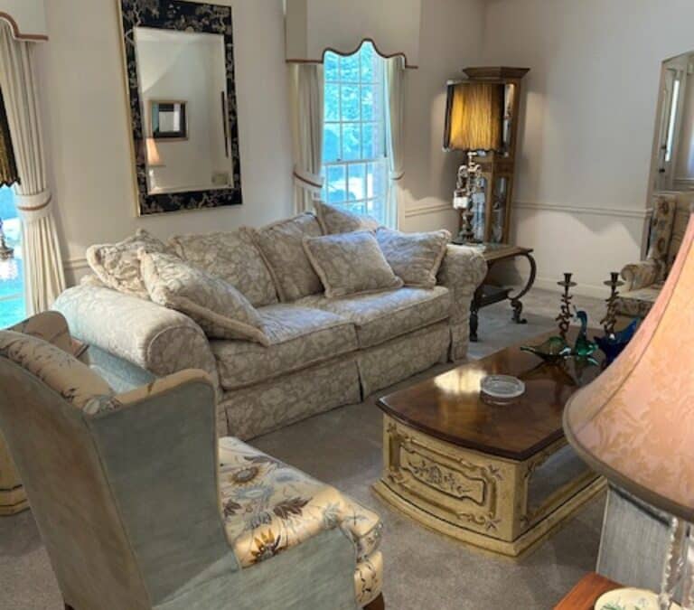 Treasure Hunt in South Fulton-PRICED TO SELL!
