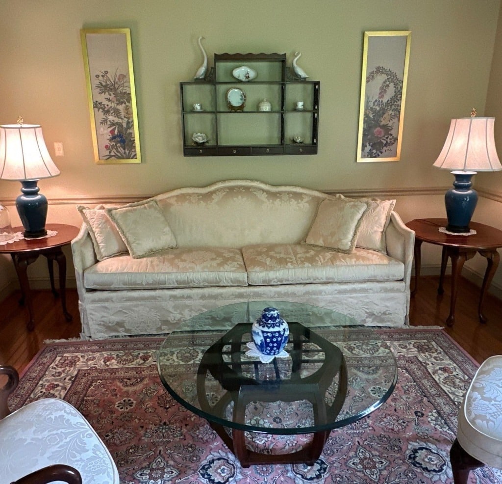 High End Furniture, Fine Collectibles and More in Manassas