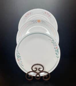 Collection-of-Correlle-Dinner-Plates