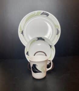 Corning-Ware-Black-Orchid-Pattern-Mug