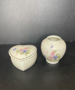 Heart-Shaped-Trinket-Box-and-Small-Vase-with-Floral-Motif