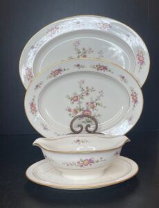 Noritake-Asian-Song-Gravy-Boat-with-Underplate-and-Platters