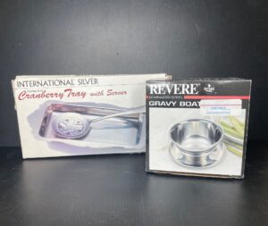 Revere-Ware-Stainless-Steel-Gravy-Boat-and-International-Silver-Cranberry-Tray