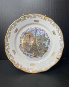 Souvenir-de-Paris-Porcelain-Decorative-Plate