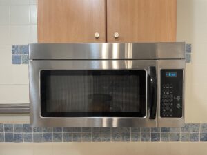 Whirlpool-Stainless-Steel-Over-the-Range-Microwave