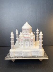 White-Marble-Taj-Mahal-Replica