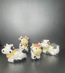 Ceramic-Cow-Planters-or-Decorations