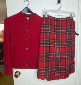 Glen-Avon-Pure-New-Wool-Tartan-Skirt-and-Red-Wool-Jacket-Set