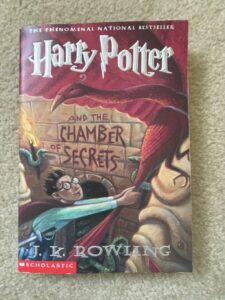 Harry-Potter-and-the-Chamber-of-Secrets-first-Paperback-Printing