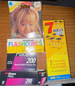 Kodak-Ektachrome-mm-Color-Print-Film-and-Sylvania-Flashcubes