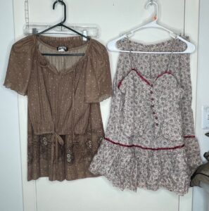 Sue-Brett-Floral-Print-Blouse-and-Tiered-Ruffle-Skirt-Set