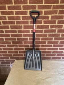 Suncast-Telescoping-Snow-Shovel