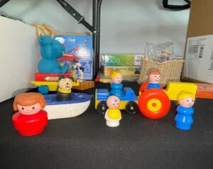 Vintage-Fisher-Price-Little-People-Sesame-Street-Cookie-Monster-Train-Tractor-Set