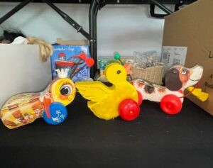 Vintage-Fisher-Price-Little-Snoopy-Dog-and-Duck-Pull-Toys