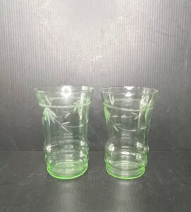 Vintage-Green-Glass-Bamboo-Etched-Tumblers