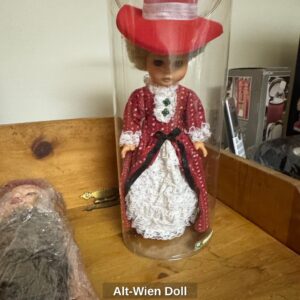 Alt-Wien-Doll-1