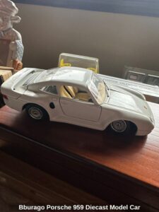 Bburago-Porsche-Diecast-Model-Car