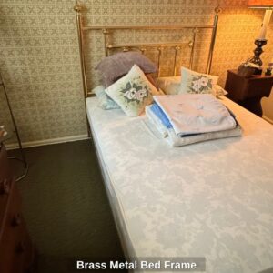 Brass-Metal-Bed-Frame-1