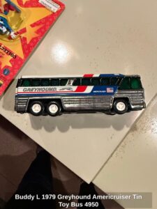 Buddy-L-Greyhound-Americruiser-Tin-Toy-Bus-1