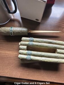 Cigar-Cutter-and-Cigars-Set