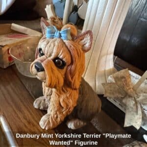 Danbury-Mint-Yorkshire-Terrier-Playmate-Wanted-Figurine-1