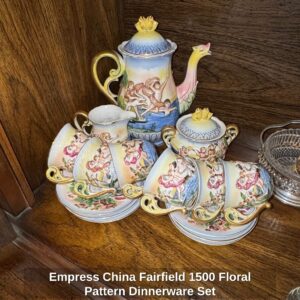 Empress-China-Fairfield-Floral-Pattern-Dinnerware-Set-fourth-image-1