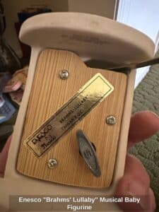 Enesco-Brahms-Lullaby-Musical-Baby-Figurine-second-image-1
