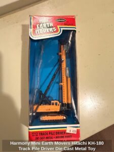 Harmony-Mini-Earth-Movers-Hitachi-KH-Track-Pile-Driver-Die-Cast-Metal-Toy-1