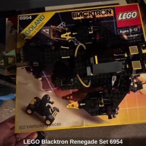 LEGO-Blacktron-Renegade-Set-1