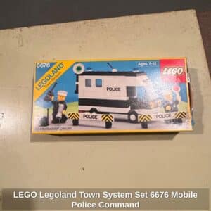 LEGO-Legoland-Town-System-Set-Mobile-Police-Command-1