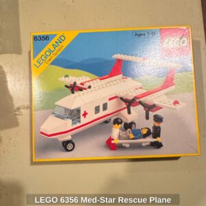 LEGO-Med-Star-Rescue-Plane-1