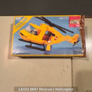 LEGO-Rescue-I-Helicopter-1