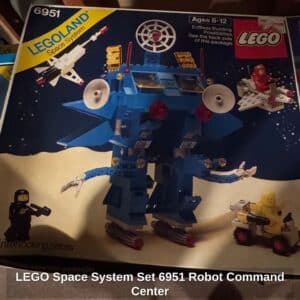 LEGO-Space-System-Set-Robot-Command-Center-1