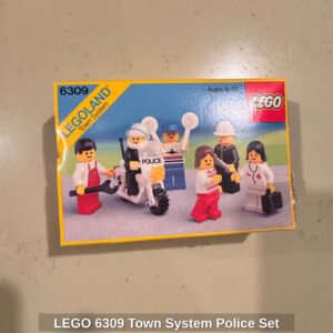 LEGO-Town-System-Police-Set-1