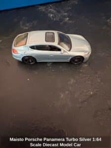 Maisto-Porsche-Panamera-Turbo-Silver-Scale-Diecast-Model-Car-1