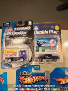 Maisto-Transit-Authority-AirServe-Aircraft-Catering-Truck-and-MLB-Double-Play-New-York-Yankees-Pickup-Truck-1