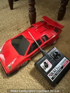 Nikko-Lamborghini-Countach-RC-Car