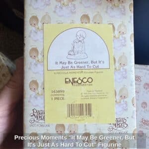 Precious-Moments-It-May-Be-Greener-But-Its-Just-As-Hard-To-Cut-Figurine-1