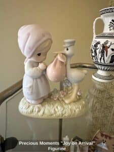 Precious-Moments-Joy-on-Arrival-Figurine-1