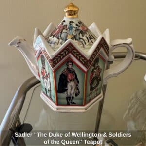 Sadler-The-Duke-of-Wellington-Soldiers-of-the-Queen-Teapot-1